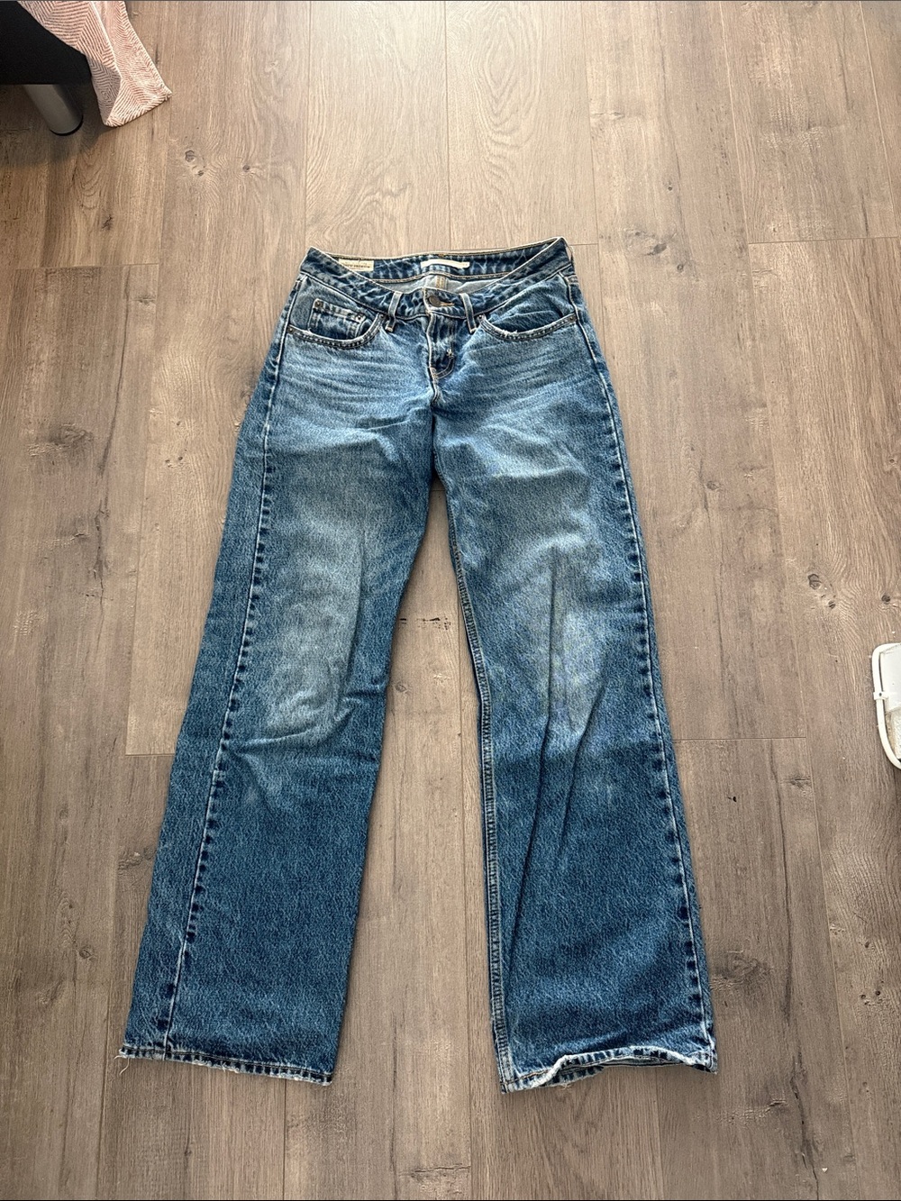 Levi’s Low Loose Jean Medium Wash